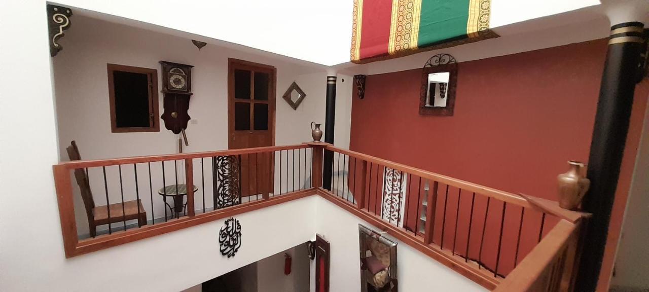 Riad Dar Lemdrssa Фес Екстериор снимка